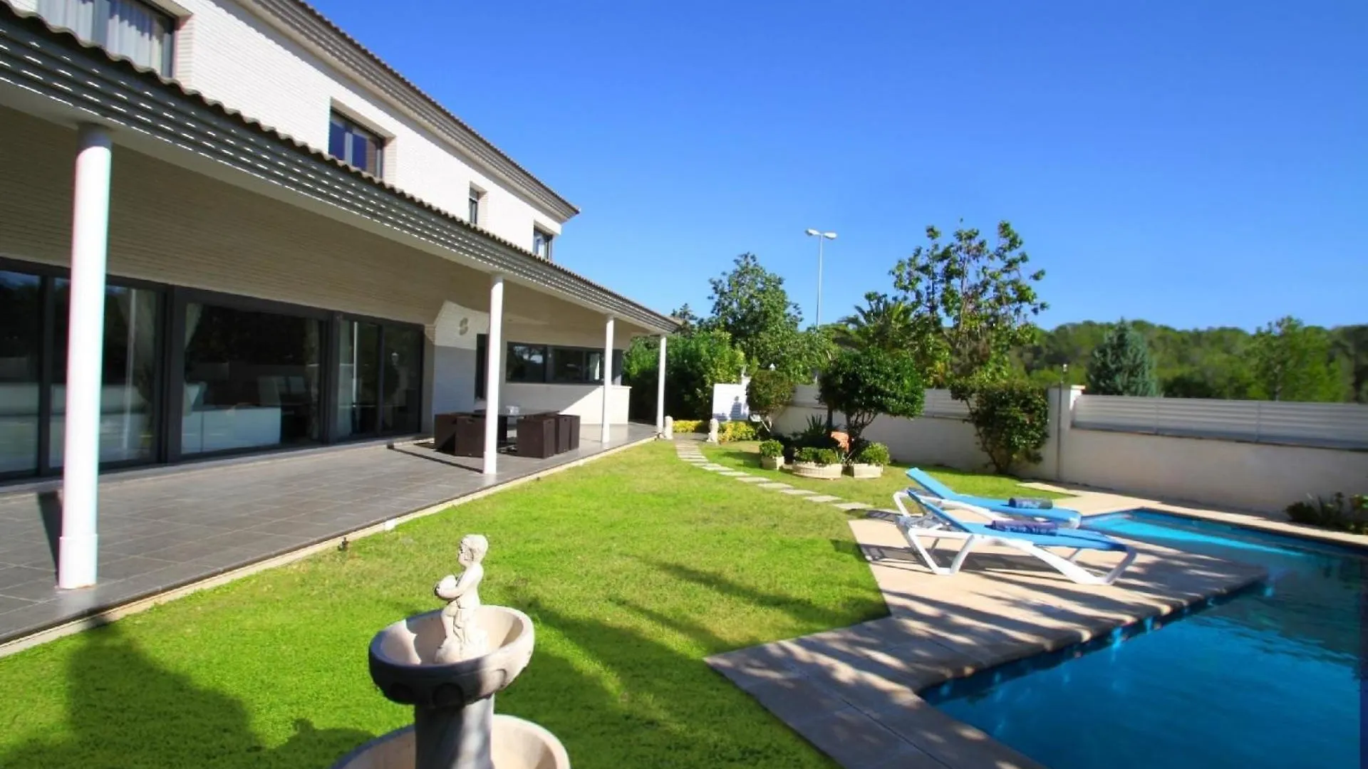 Ferienhaus Mit Privatpool Fuer 8 Personen Ca 380 Qm In Miami Platja, Costa Dorada Hospitalet De L'Infant